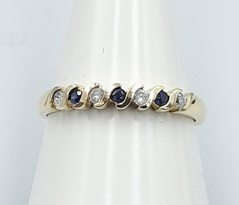 9ct Yellow Gold Sapphire and Diamond Ring Size O