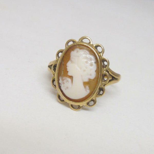 9ct Gold Vintage Oval Cameo Ring Size O 3.2g - Richard Miles Jewellers